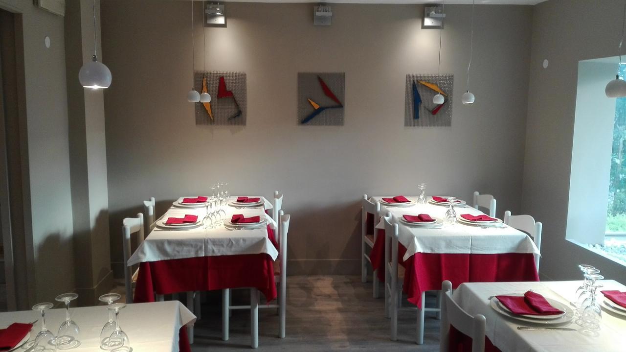 Hotel & Ristorante L'Angoletto In Selci Selci  Kültér fotó